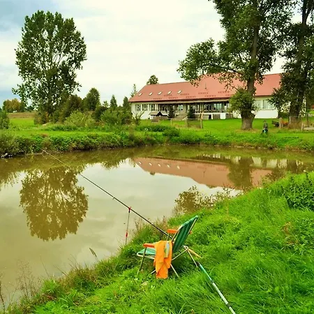 Pokoje Goscinne Temir Pensjonat *